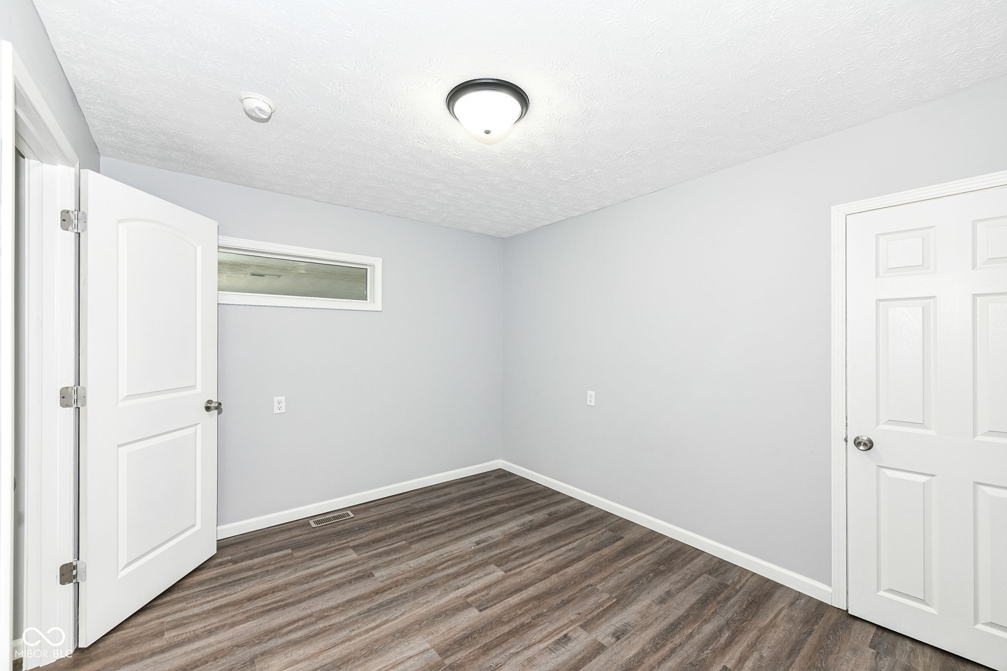 10236 Brookville Road Indianapolis, IN 46239 - Photo 11 of 33 Gallery Image 11