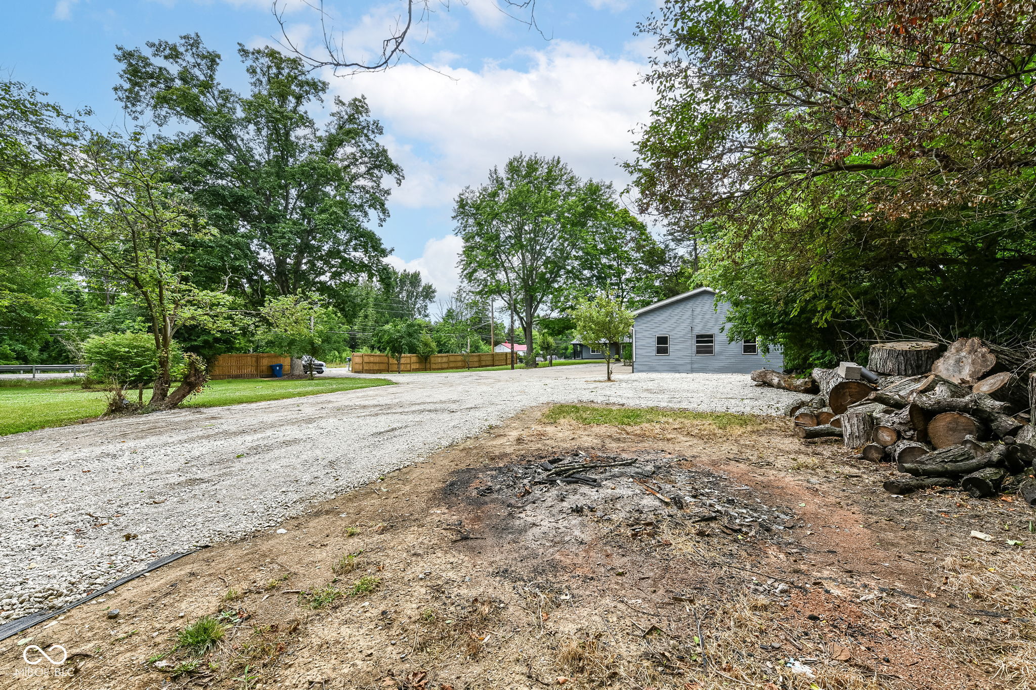 10236 Brookville Road Indianapolis, IN 46239 - Photo 25 of 33 Gallery Image 25