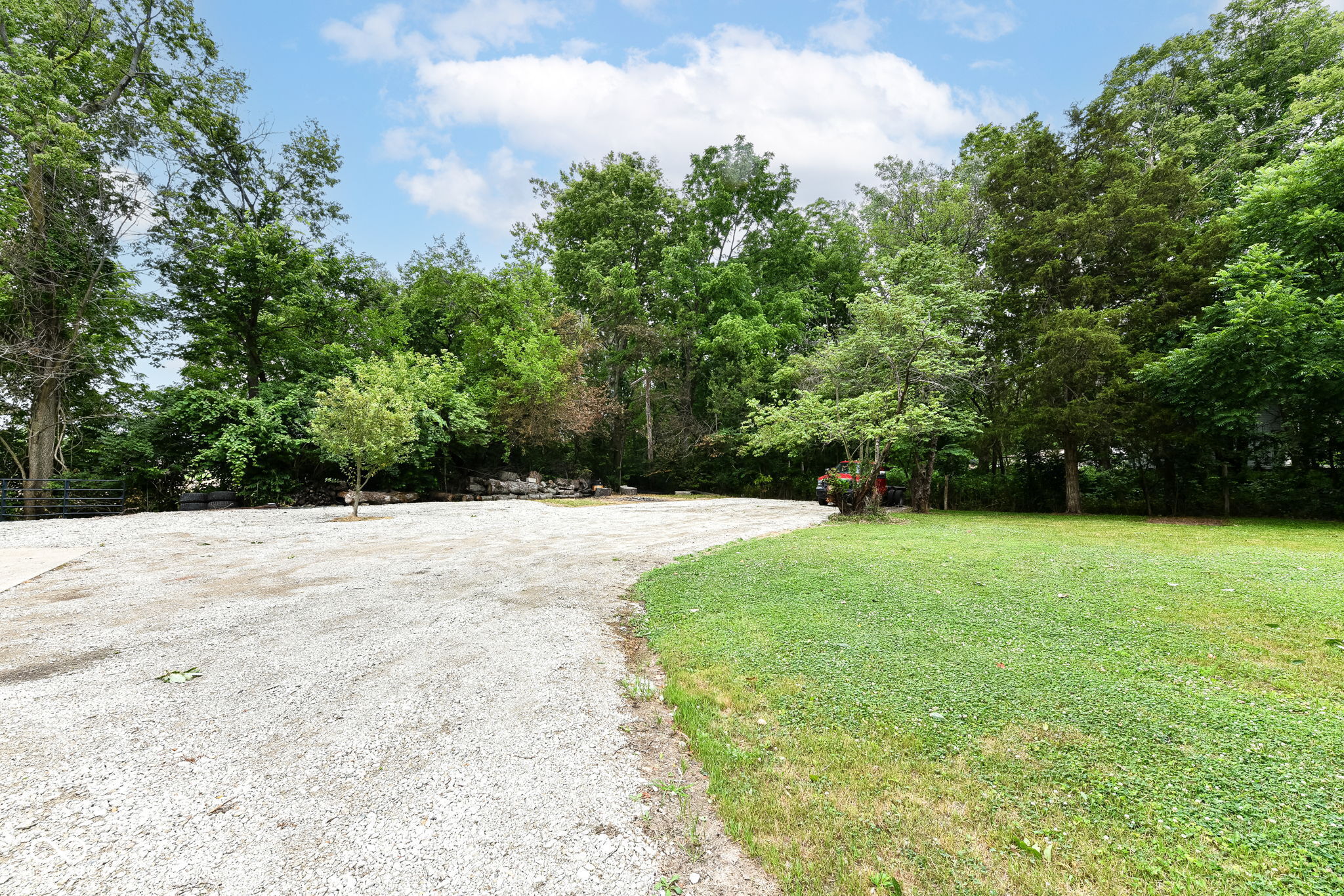 10236 Brookville Road Indianapolis, IN 46239 - Photo 28 of 33 Gallery Image 28