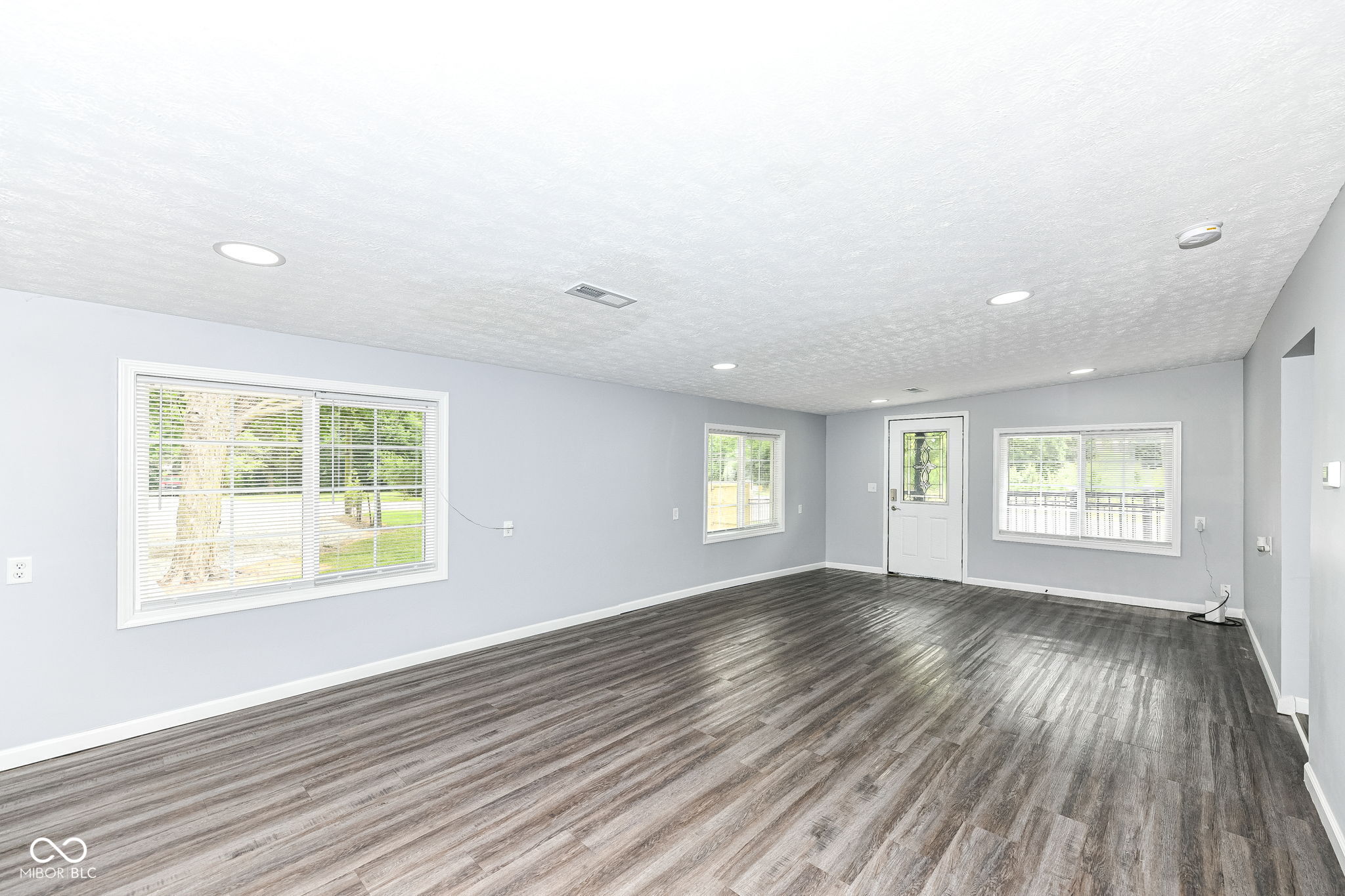 10236 Brookville Road Indianapolis, IN 46239 - Photo 3 of 33 Gallery Image 3