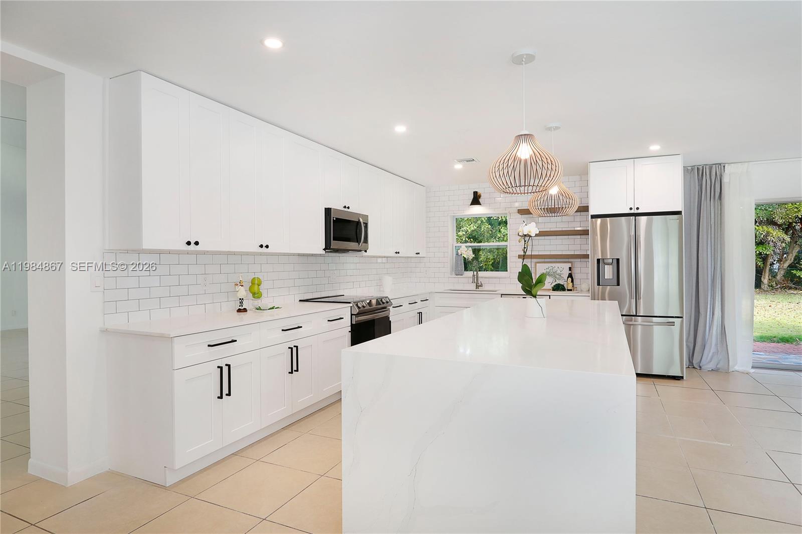 6841 Southwest 130th Terrace Pinecrest, FL 33156 - Photo 12 of 19