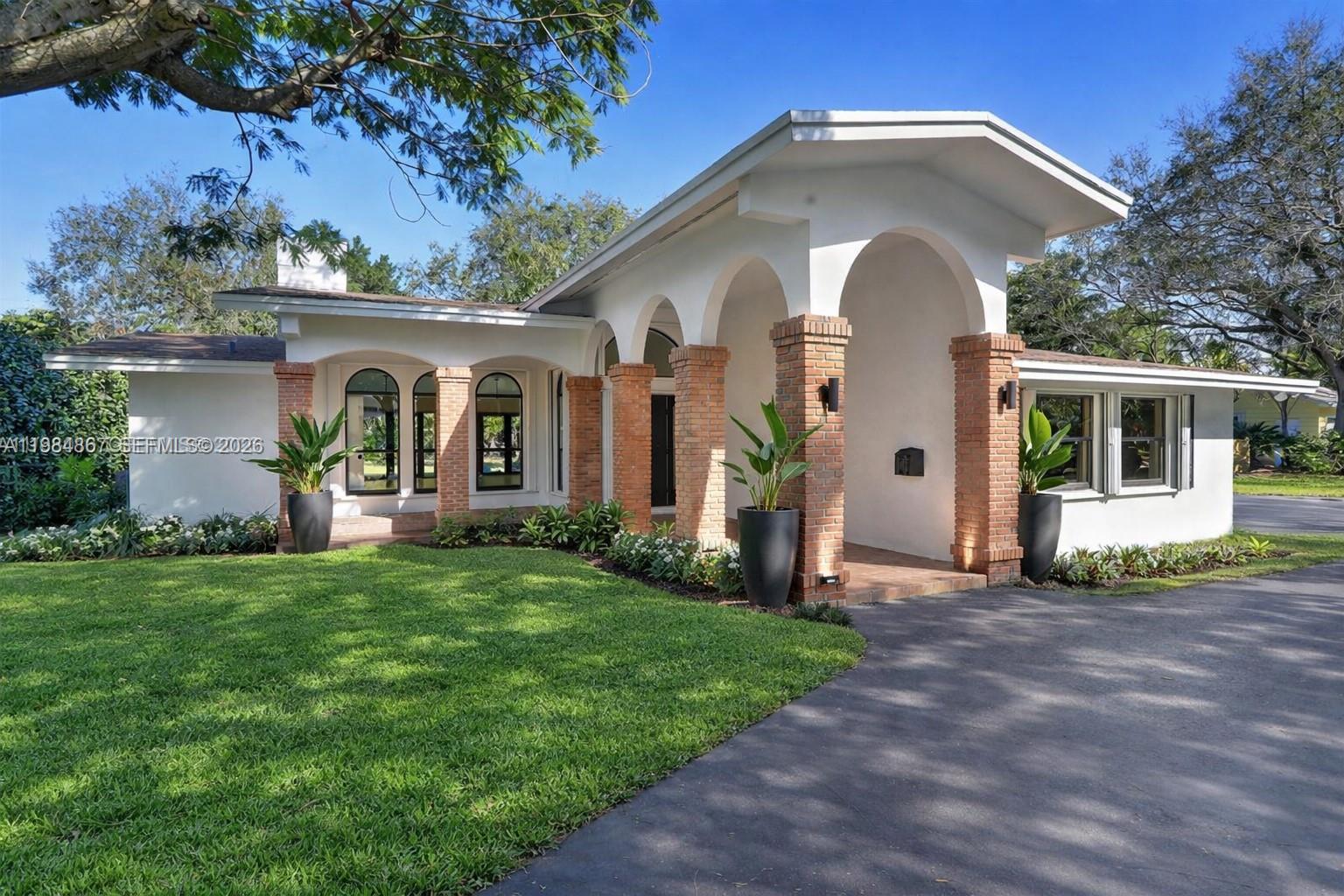 6841 Southwest 130th Terrace Pinecrest, FL 33156 - Photo 10 of 19