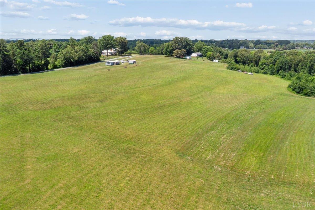 1606 Mt Calvary Road Brookneal, VA 24528 - Photo 39 of 43