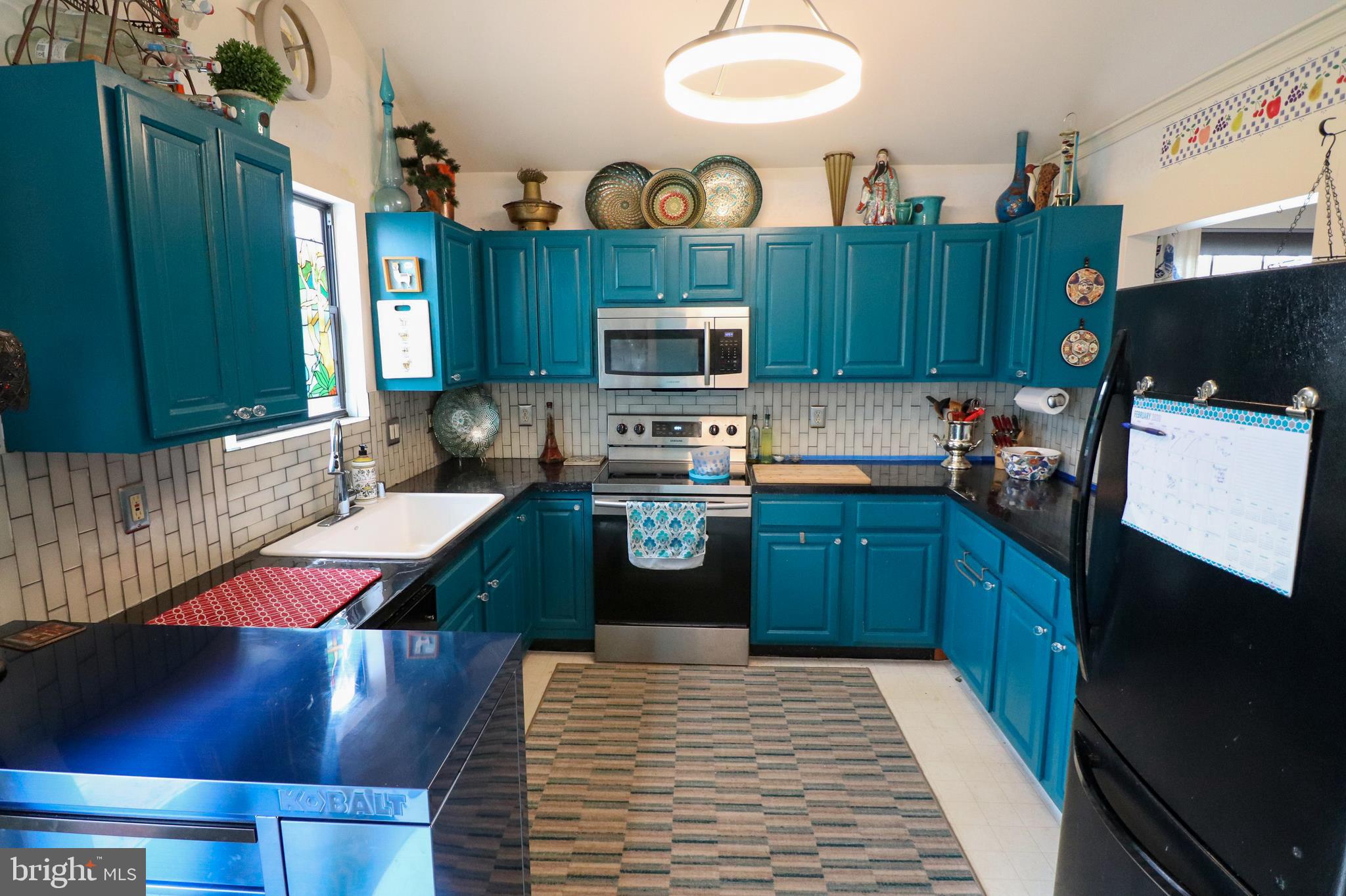 7011 Fox Chase Road New Market, MD 21774 - Photo 7 of 18 Kitchen Area