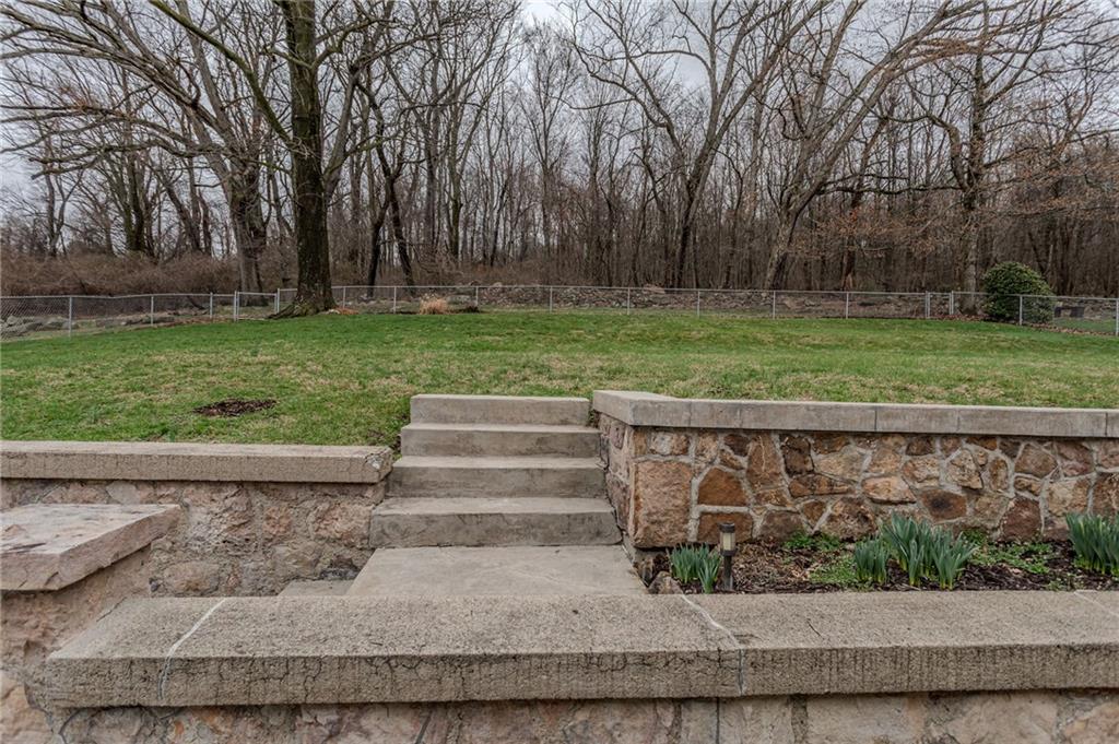 1025 Isabella Road Connellsville, PA 15425 - Photo 7 of 50