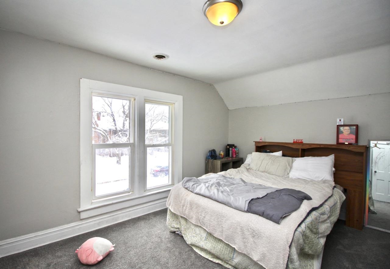 832 Central Beloit, WI 53511 - Photo 5 of 9