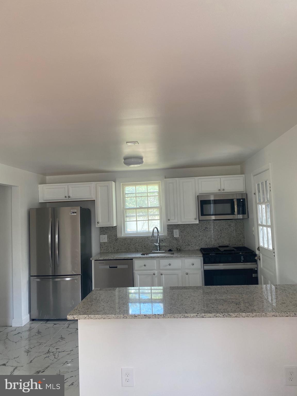 4412 Jones Bridge Road Bethesda, MD 20814 - Photo 3 of 19