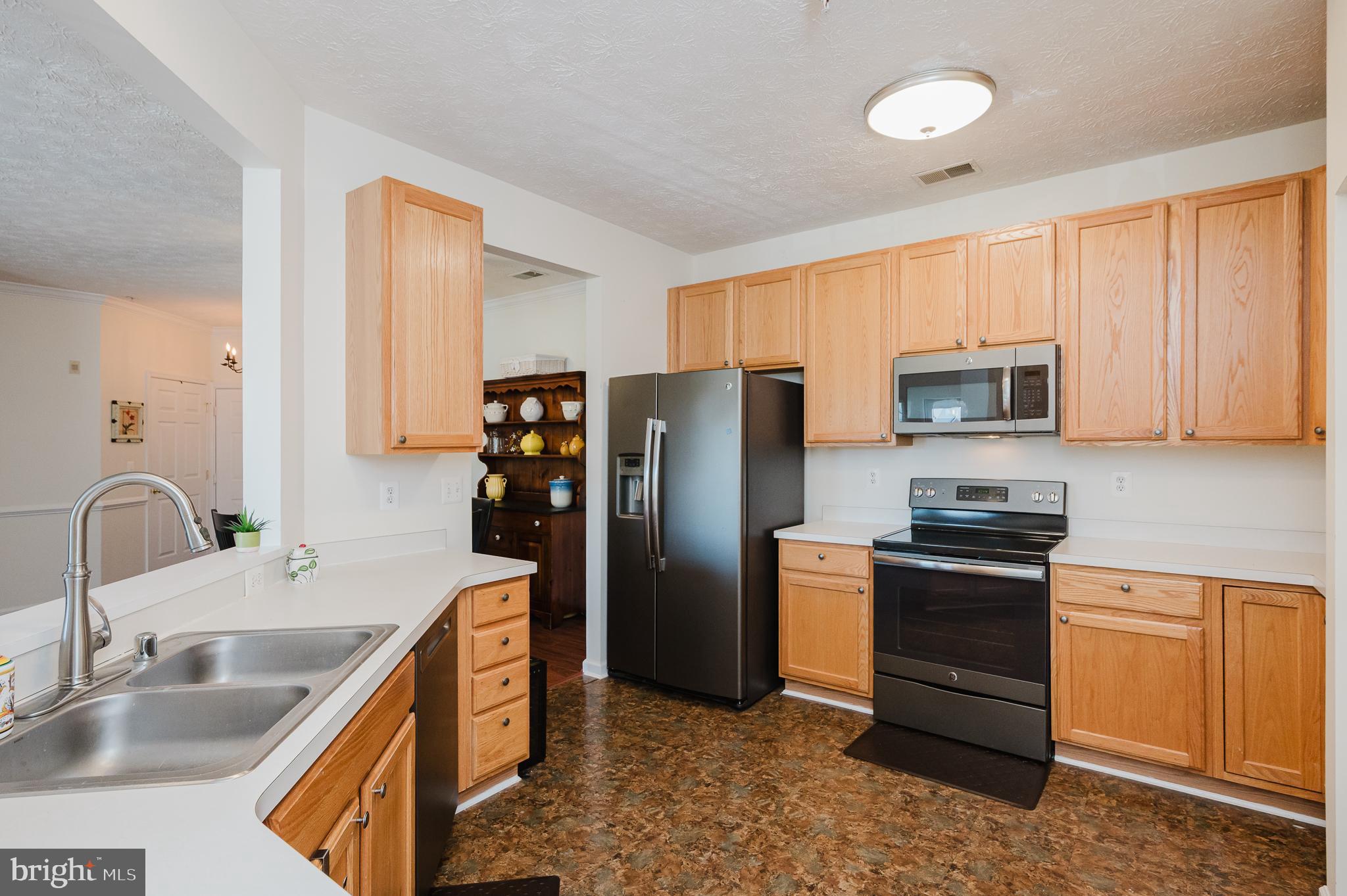 4928 Brightleaf Court, Unit 4928 Rosedale, MD 21237 - Photo 9 of 40 Lots of Cabinet Space