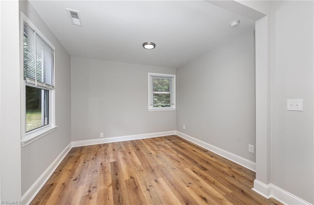 415 Byerly Road Winston-Salem, NC 27101 - Photo 8 of 16 Gallery Image 8