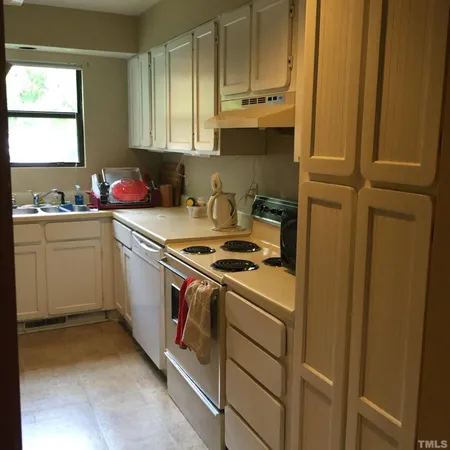 $1,500 | 104 Cedarwood Lane, Carrboro, NC 27510