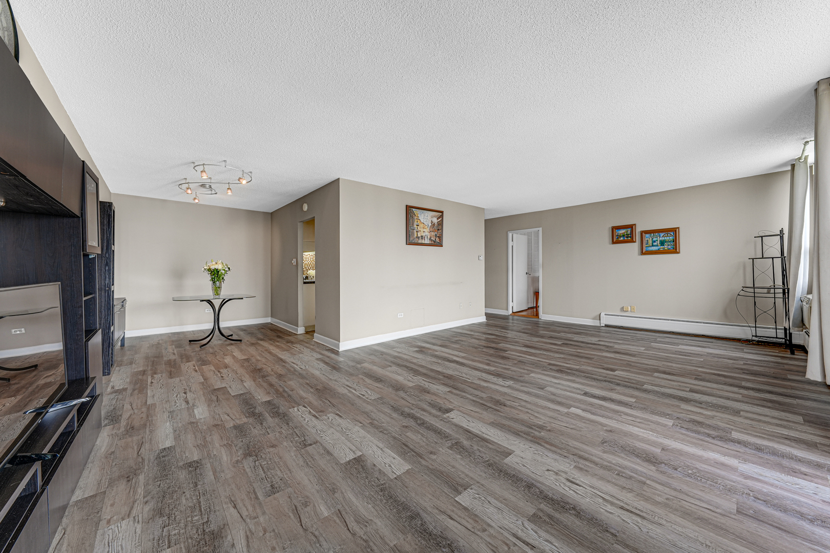 9001 Golf Road, Unit 9C Des Plaines, IL 60016 - Photo 6 of 14