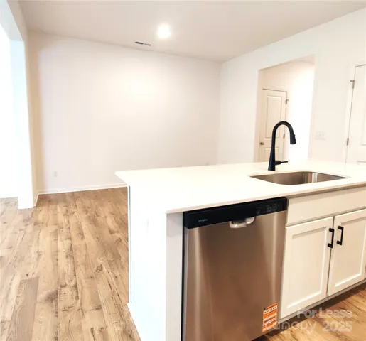 a close view of sink and tap