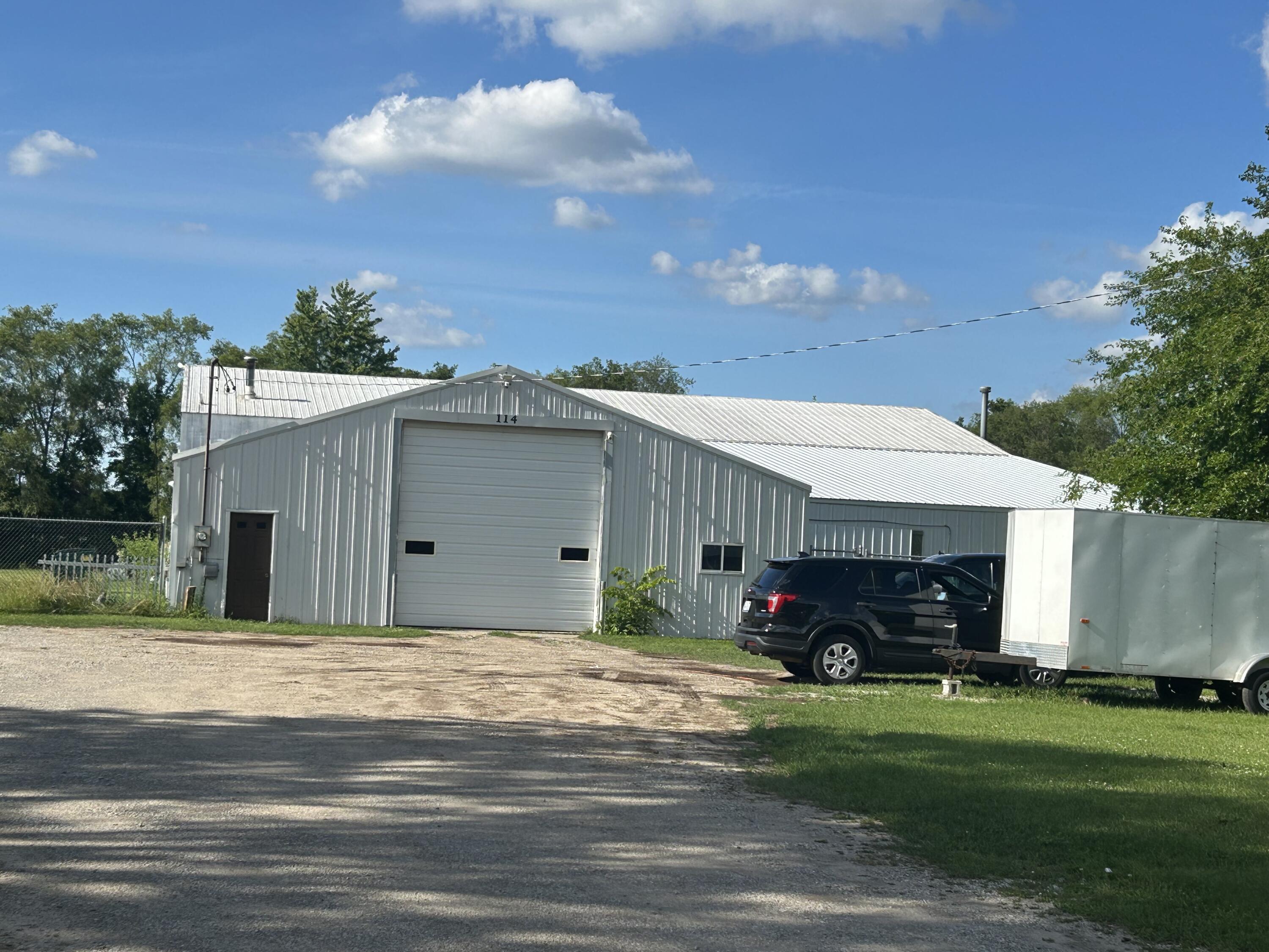 114 West Colon Road Coldwater, MI 49036 - Photo 6 of 21 IMG_1472