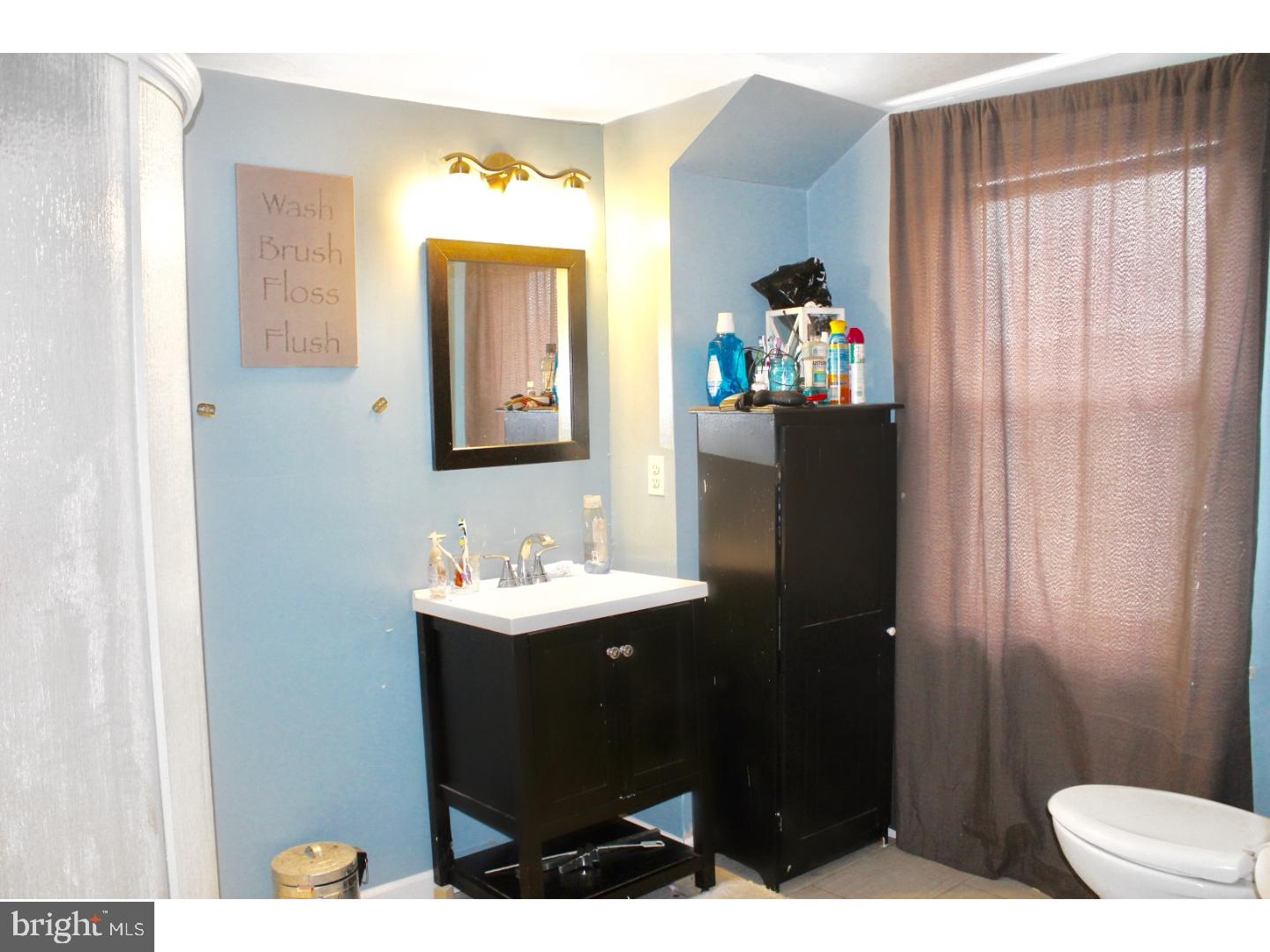 9214 Puritan Road Philadelphia, PA 19114 - Photo 5 of 11 Gallery Image 5