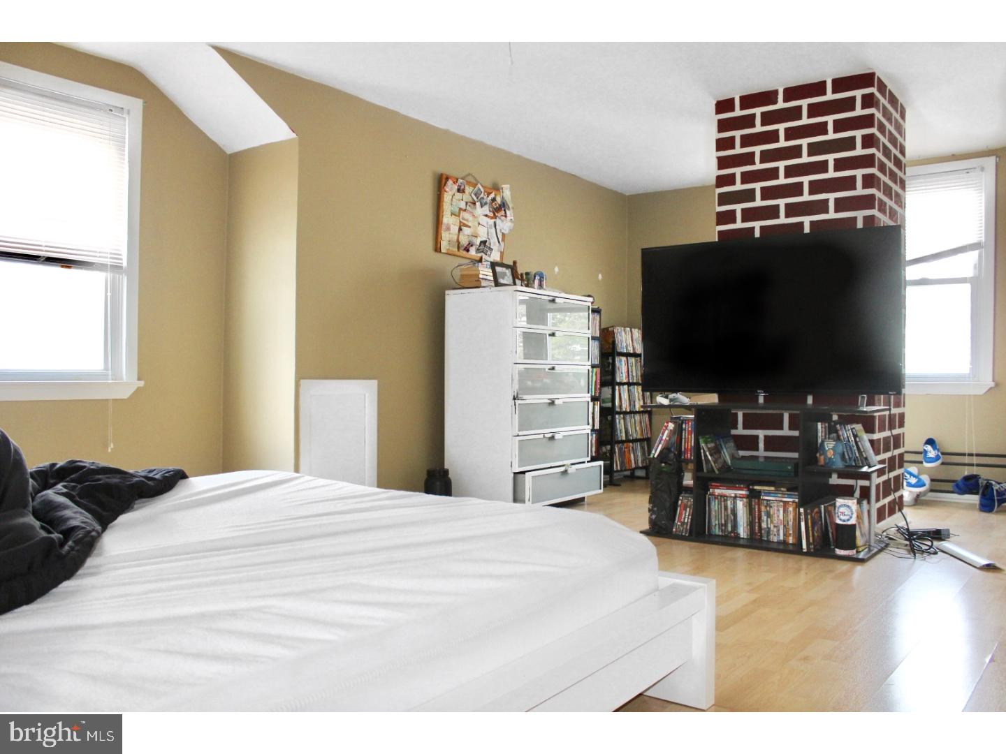 9214 Puritan Road Philadelphia, PA 19114 - Photo 6 of 11 Gallery Image 6