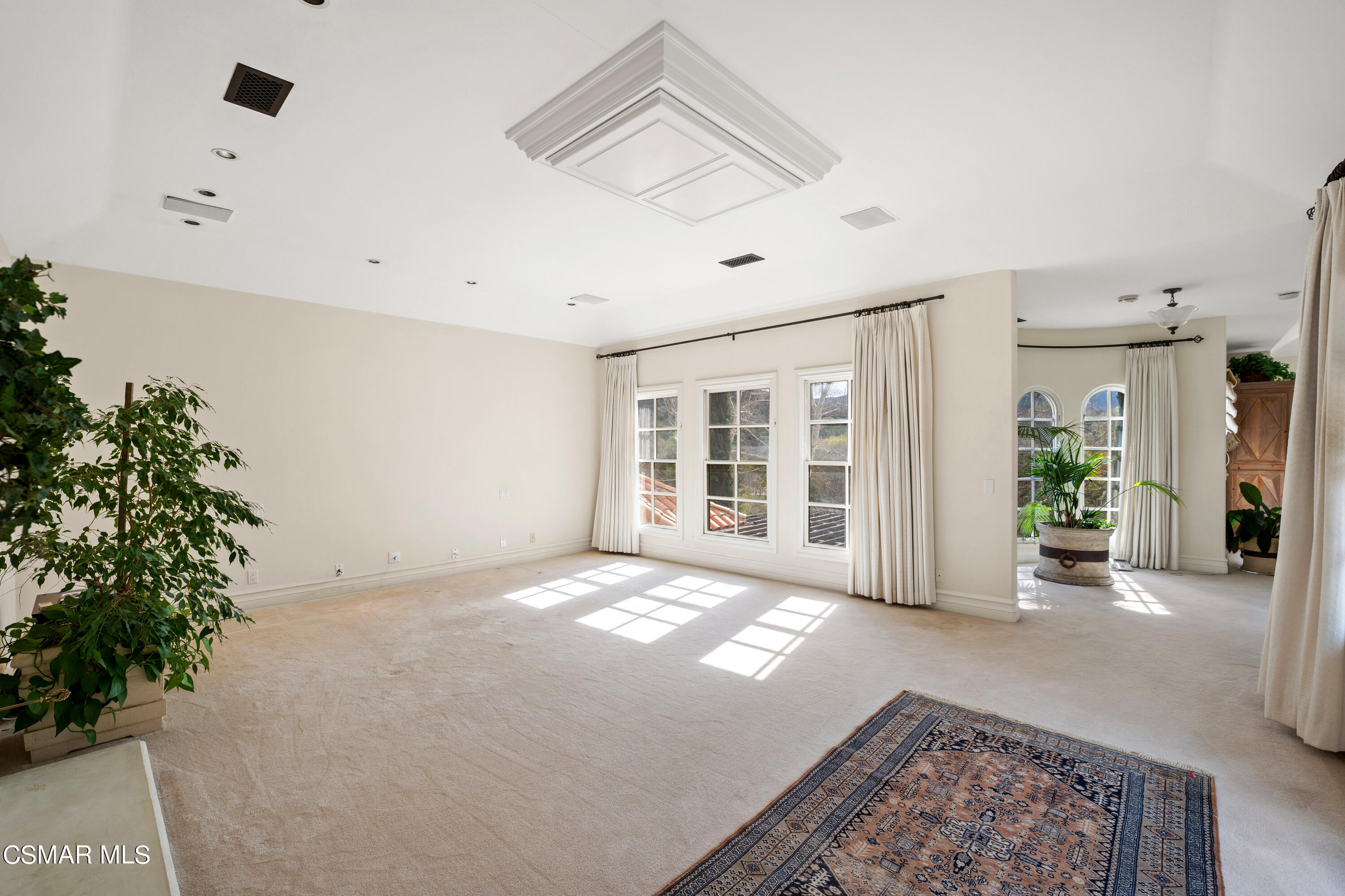 28685 Wagon Road Agoura Hills, CA 91301 - Photo 23 of 43 a view of an empty room with a window