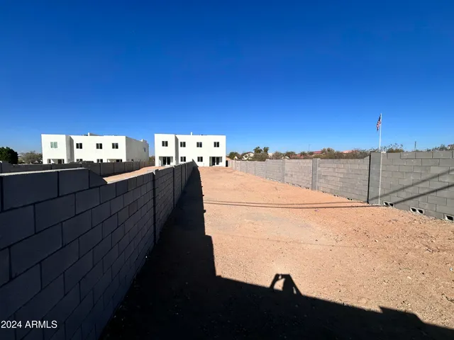 $2,150 | 825 West Dobbins Road, Phoenix, AZ 85041