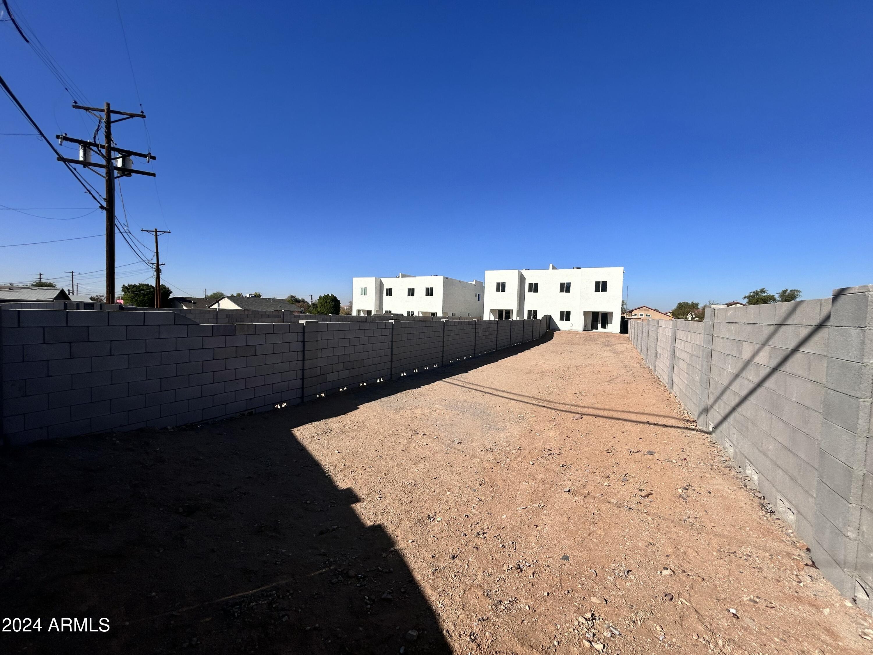 825 West Dobbins Road Phoenix, AZ 85041 - Photo 75 of 99 IMG_8206 (1)