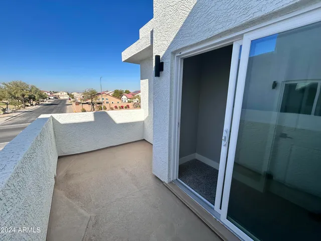$2,150 | 825 West Dobbins Road, Phoenix, AZ 85041