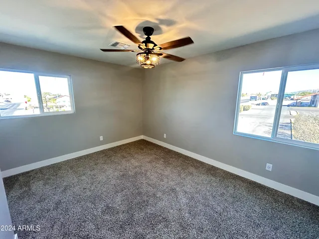 $2,150 | 825 West Dobbins Road, Phoenix, AZ 85041