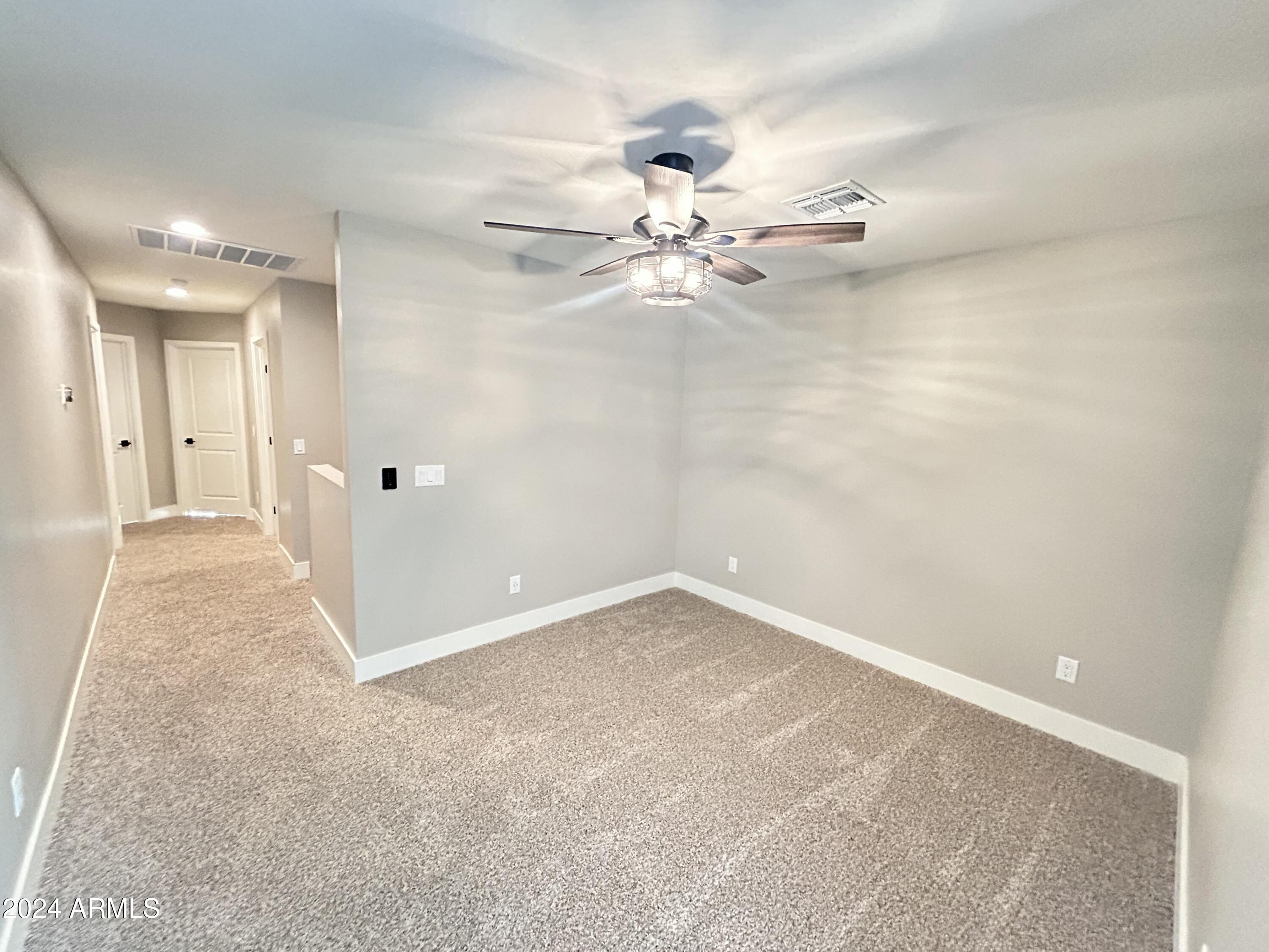 825 West Dobbins Road Phoenix, AZ 85041 - Photo 9 of 99 IMG_8216 (1)