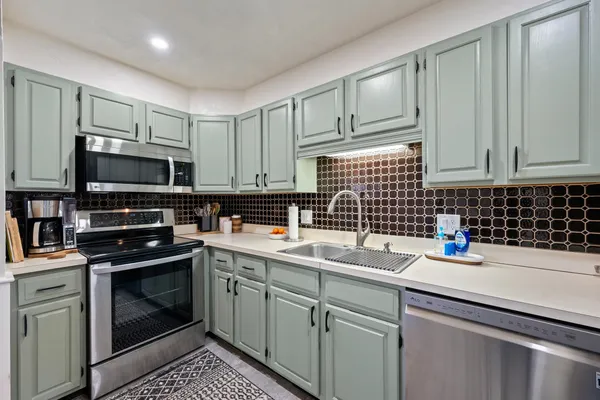 $439,900 | 58 Christmas Mountain Road, Intervale, NH 03845