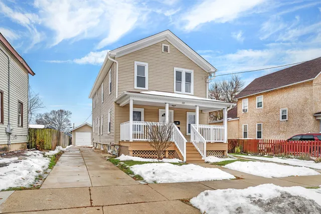 $349,000 | 729 Claim Street, Aurora, IL 60505