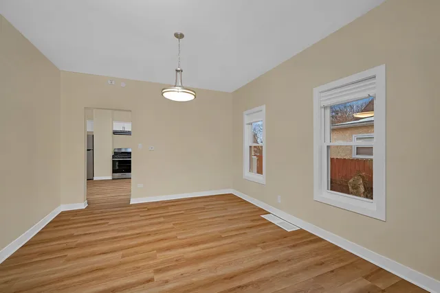 $349,000 | 729 Claim Street, Aurora, IL 60505