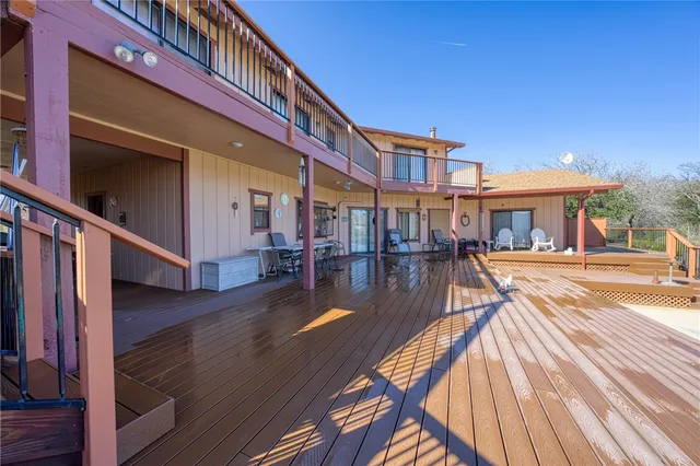 a view of deck with a yard