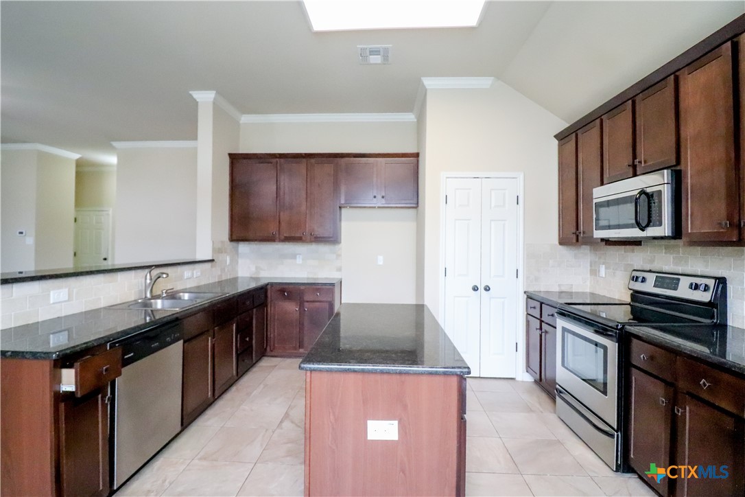 620 Copper Ridge Loop Temple, TX 76502 - Photo 5 of 21