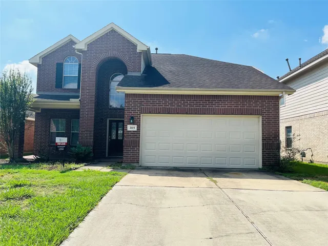 $2,250 | 2115 Vermillion Oak Street, Fresno, TX 77545