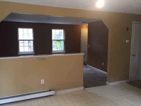 45 Malbone Road Freetown, MA 02702 - Photo 8 of 30 Gallery Image 8
