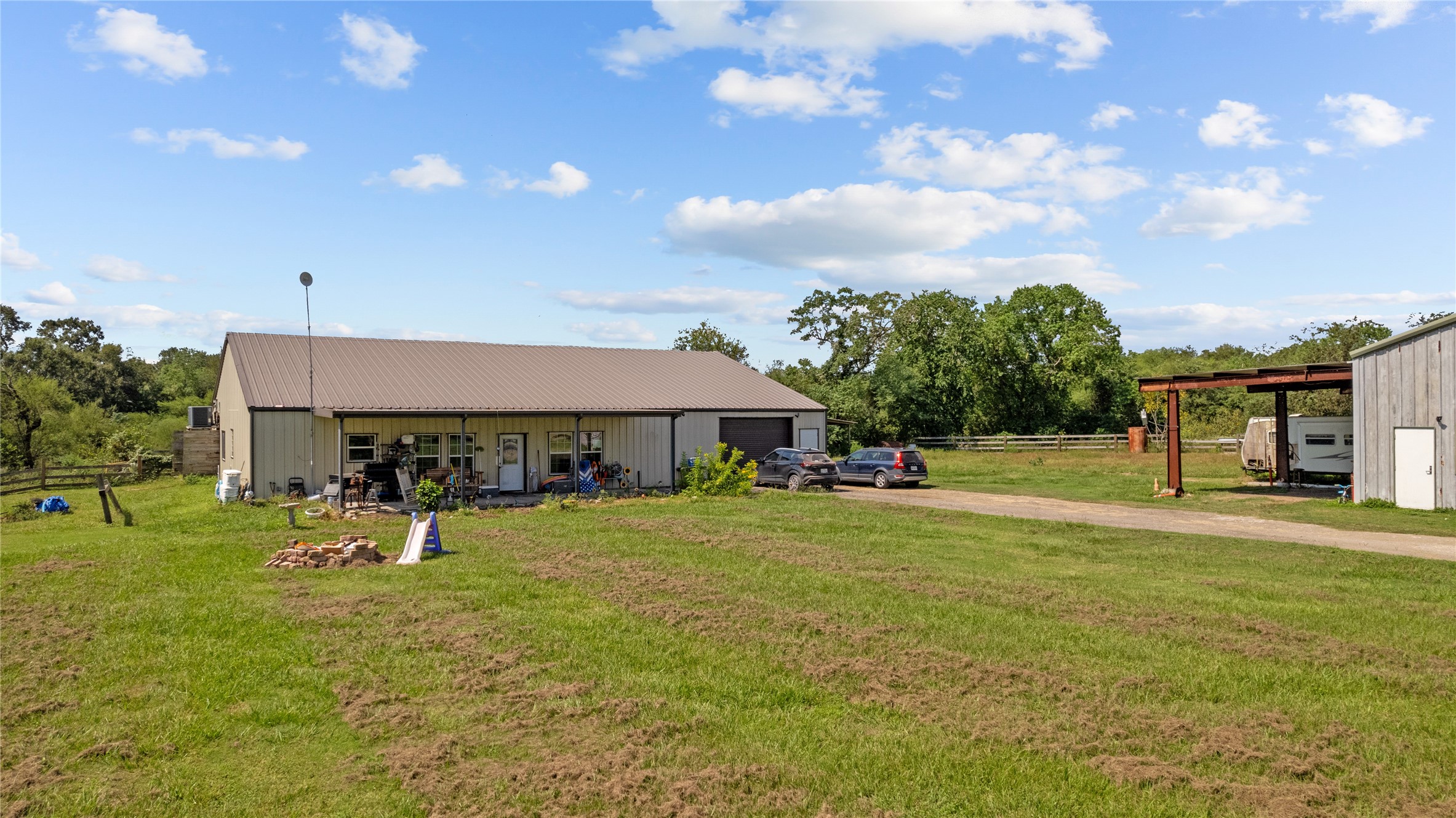 2015 Cottonwood School Road Rosenberg, TX 77471 - Photo 4 of 13