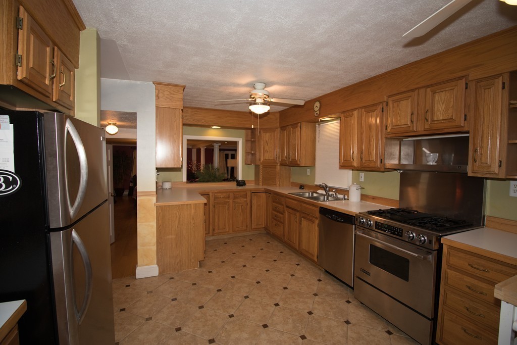 169 Nashua Road Groton, MA 01450 - Photo 2 of 26 Gallery Image 2
