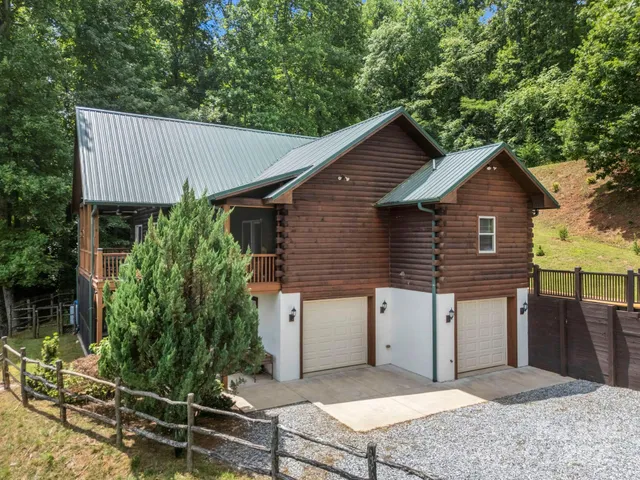 $674,000 | 537 Summit Parkway, Bostic, NC 28018