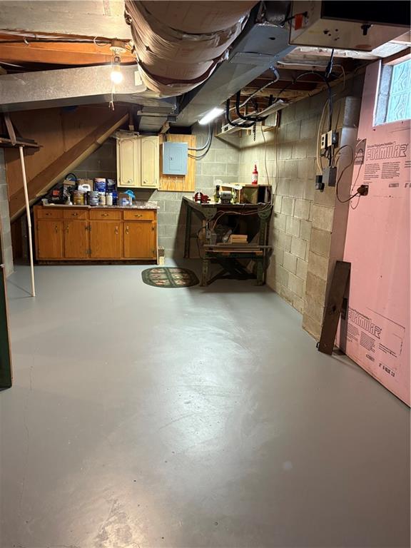 1032 Mercer Road Beaver Falls, PA 15010 - Photo 45 of 49 work room basement