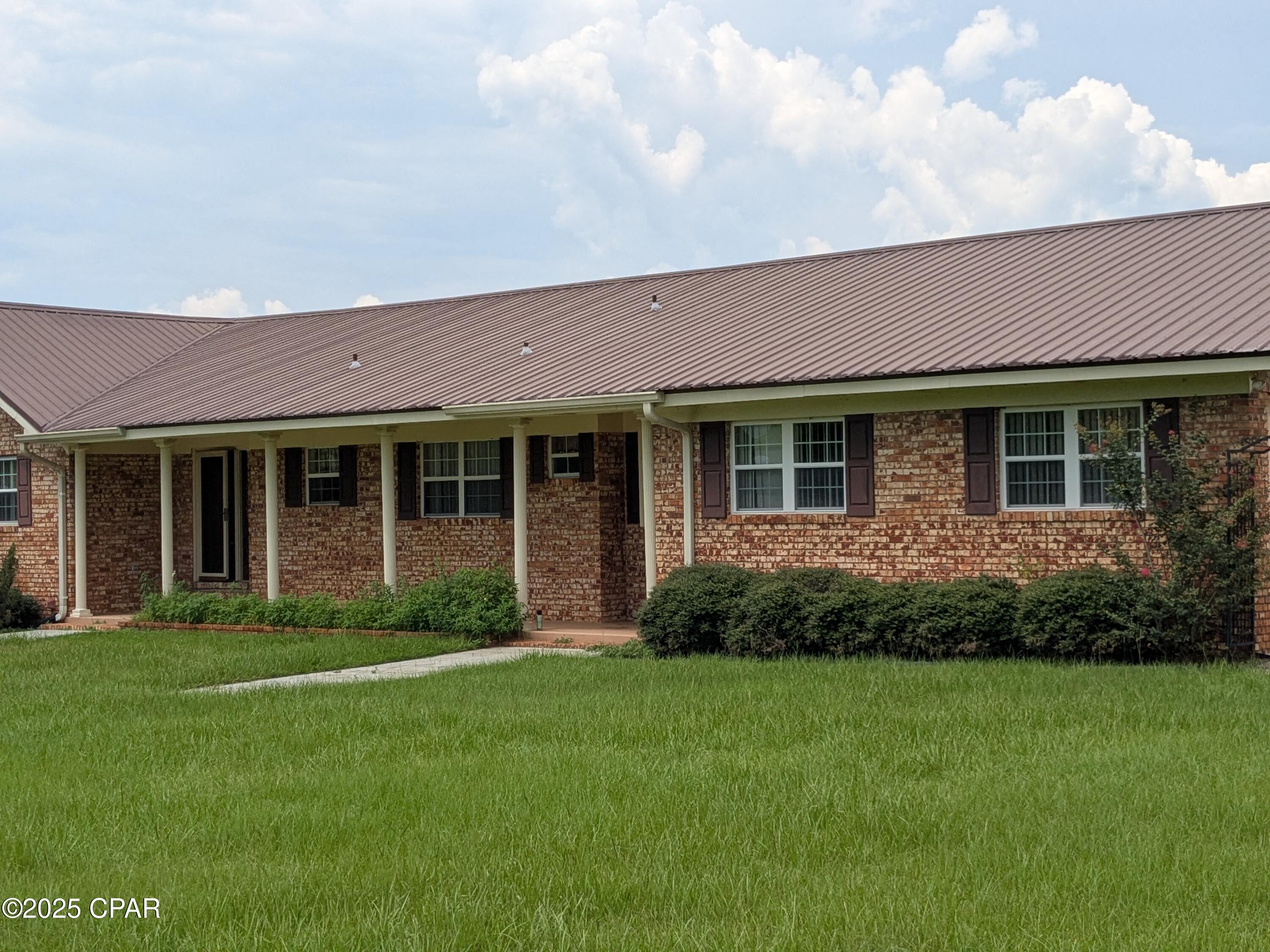 3484 Peanut Road Cottondale, FL 32431 - Photo 2 of 22 Gallery Image 2
