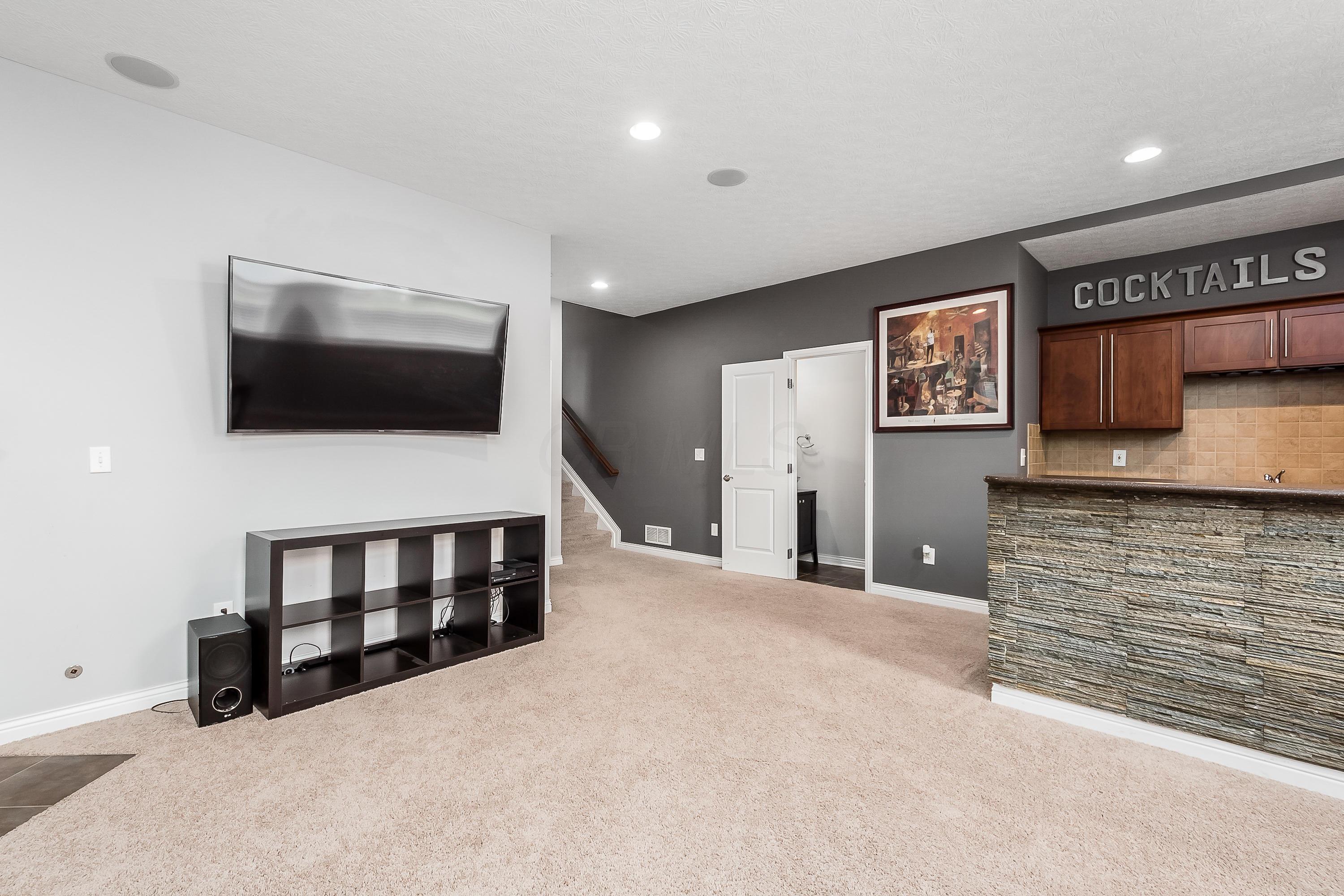 7090 Dean Farm Road New Albany, OH 43054 - Photo 28 of 60