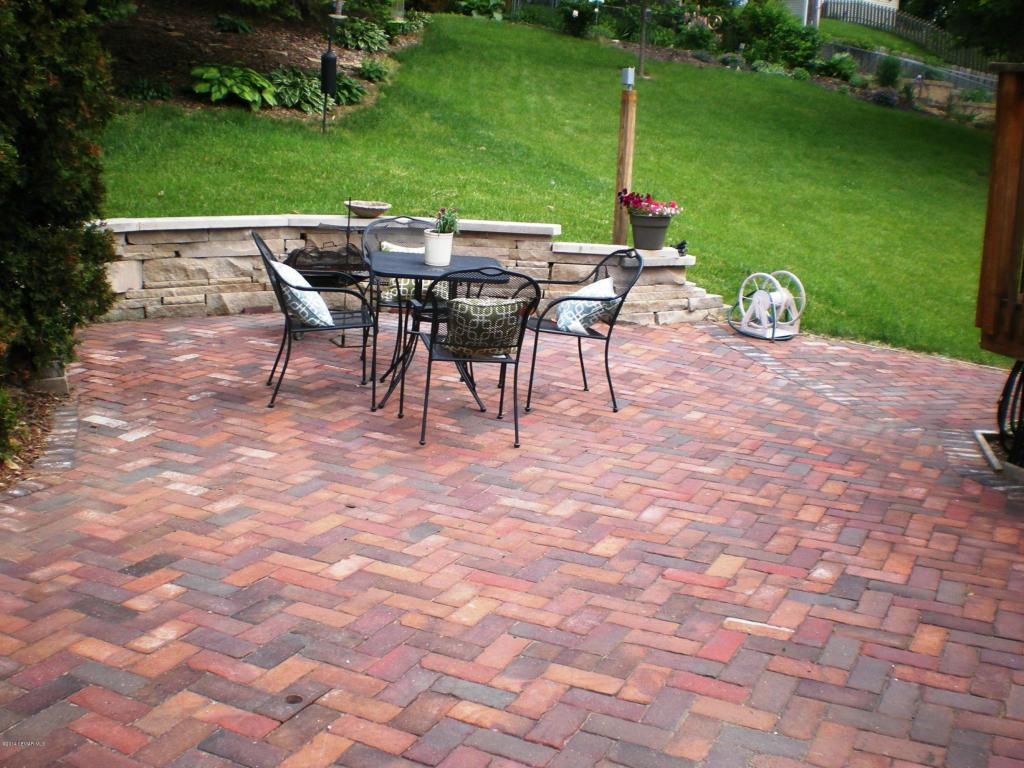 4043 3rd Street Northwest Rochester, MN 55901 - Photo 12 of 15 Gallery Image 12