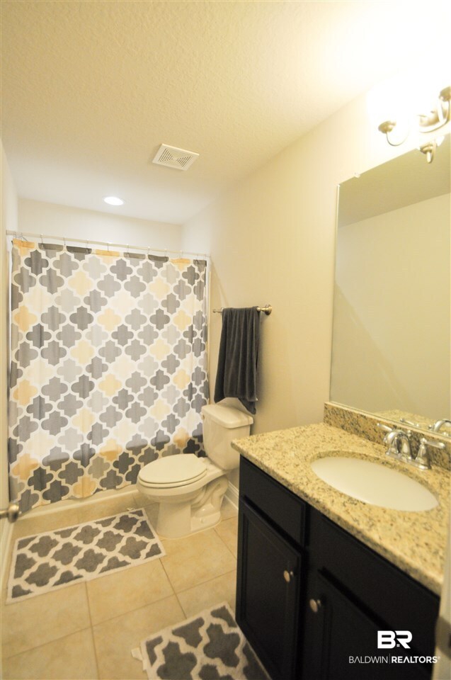 12700 Jenkins Pit Road Daphne, AL 36527 - Photo 21 of 25 Upstairs Bonus Room/5th Bedroom bath