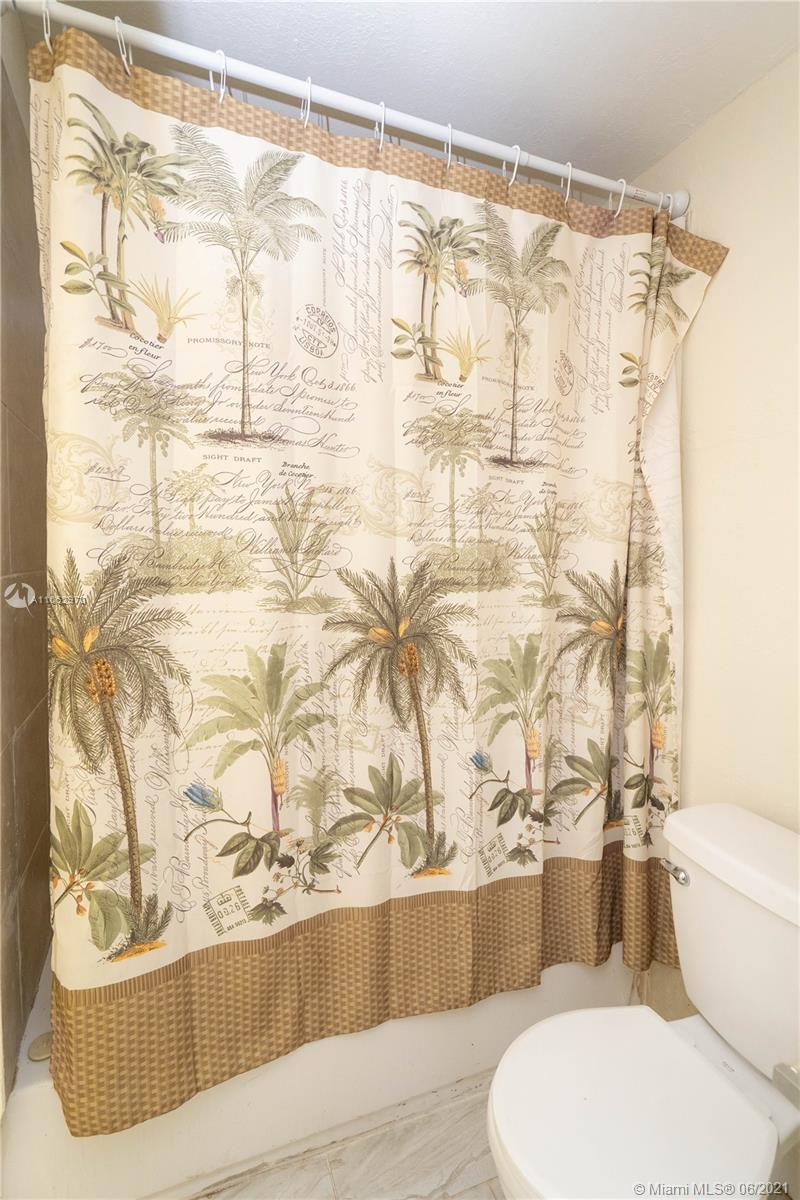 2356 Northwest 55th Terrace Miami, FL 33142 - Photo 9 of 21