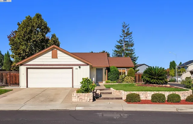 $695,000 | 436 Clearwood Drive, Oakley, CA 94561