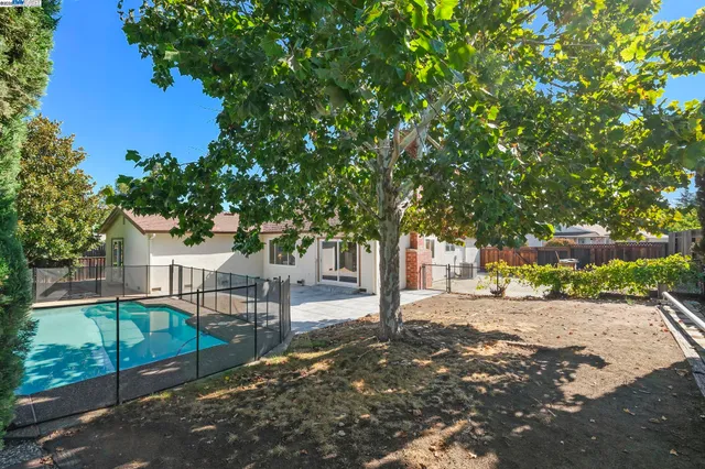 $695,000 | 436 Clearwood Drive, Oakley, CA 94561