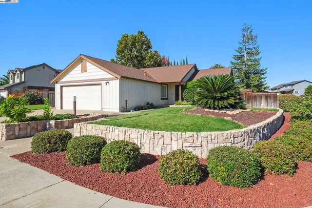 $695,000 | 436 Clearwood Drive, Oakley, CA 94561