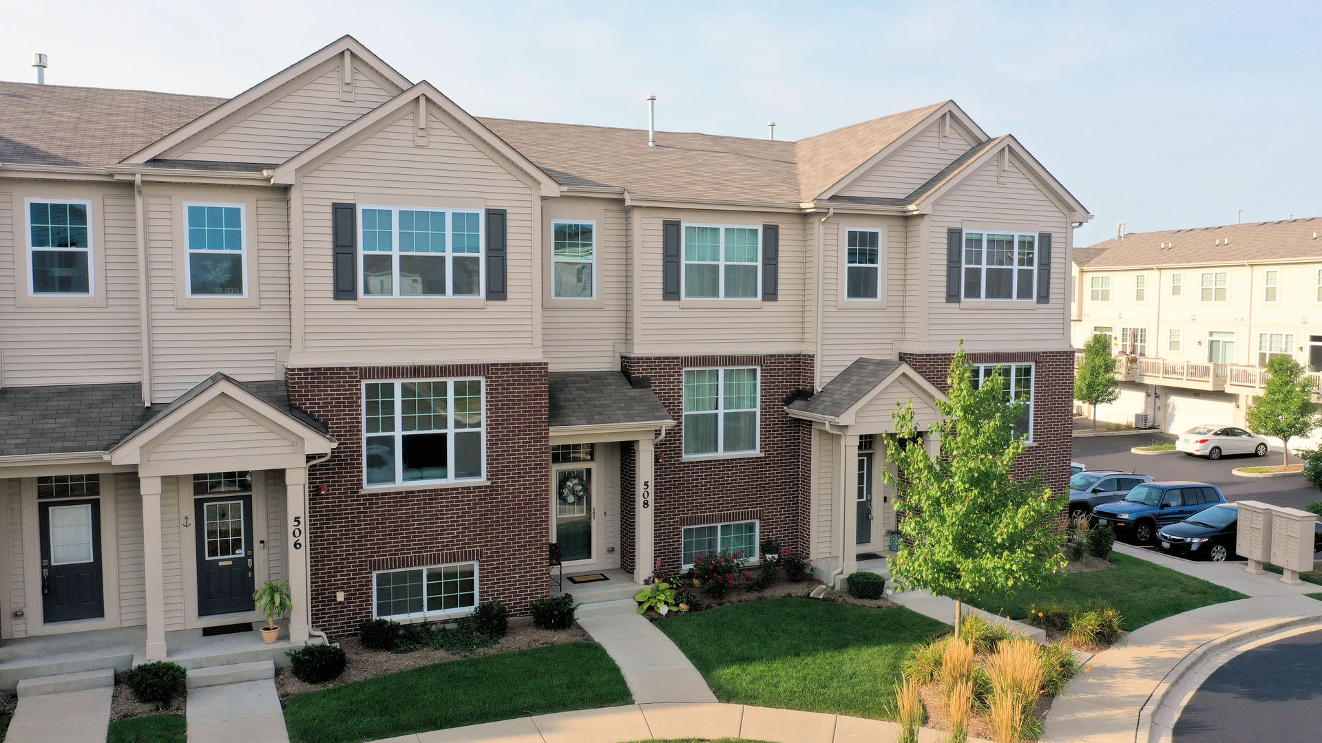 508 Lexington Lane Rolling Meadows, IL 60008 - Photo 2 of 21