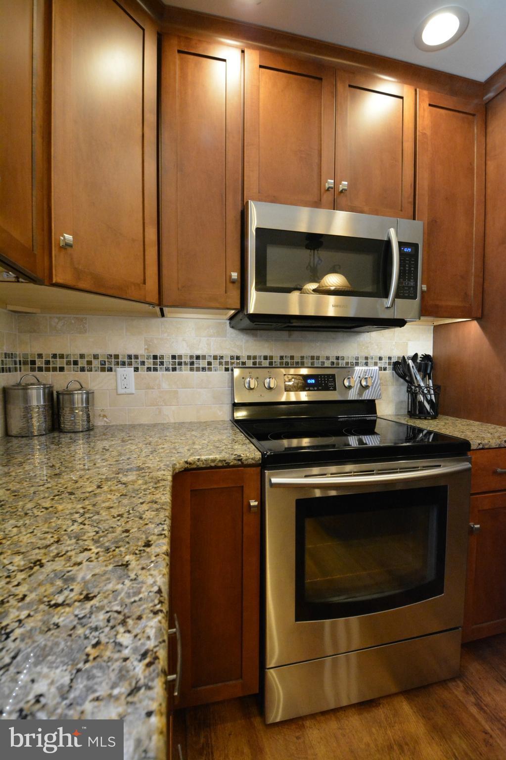 23 Troy Drive Lititz, PA 17543 - Photo 10 of 45 Stainless Steel Microwave & Stove