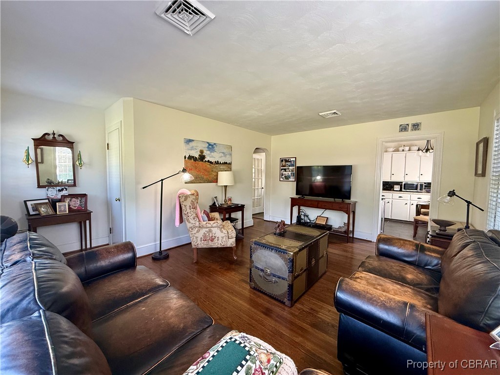 2266 Hayes Road Hayes, VA 23072 - Photo 4 of 23