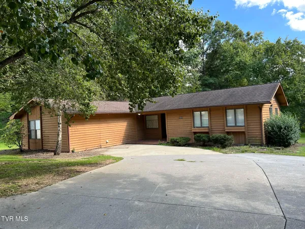 $184,300 | 919 Fraley Avenue, Duffield, VA 24244