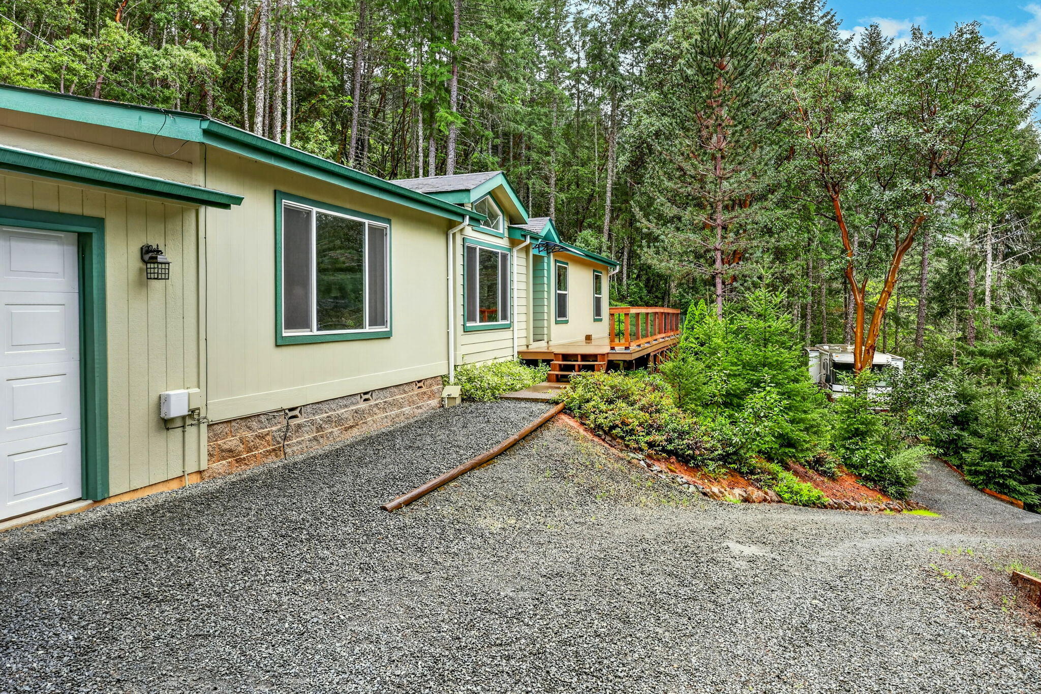 5445 Thompson Creek Road Selma, OR 97538 - Photo 3 of 57 ApxTCR00002
