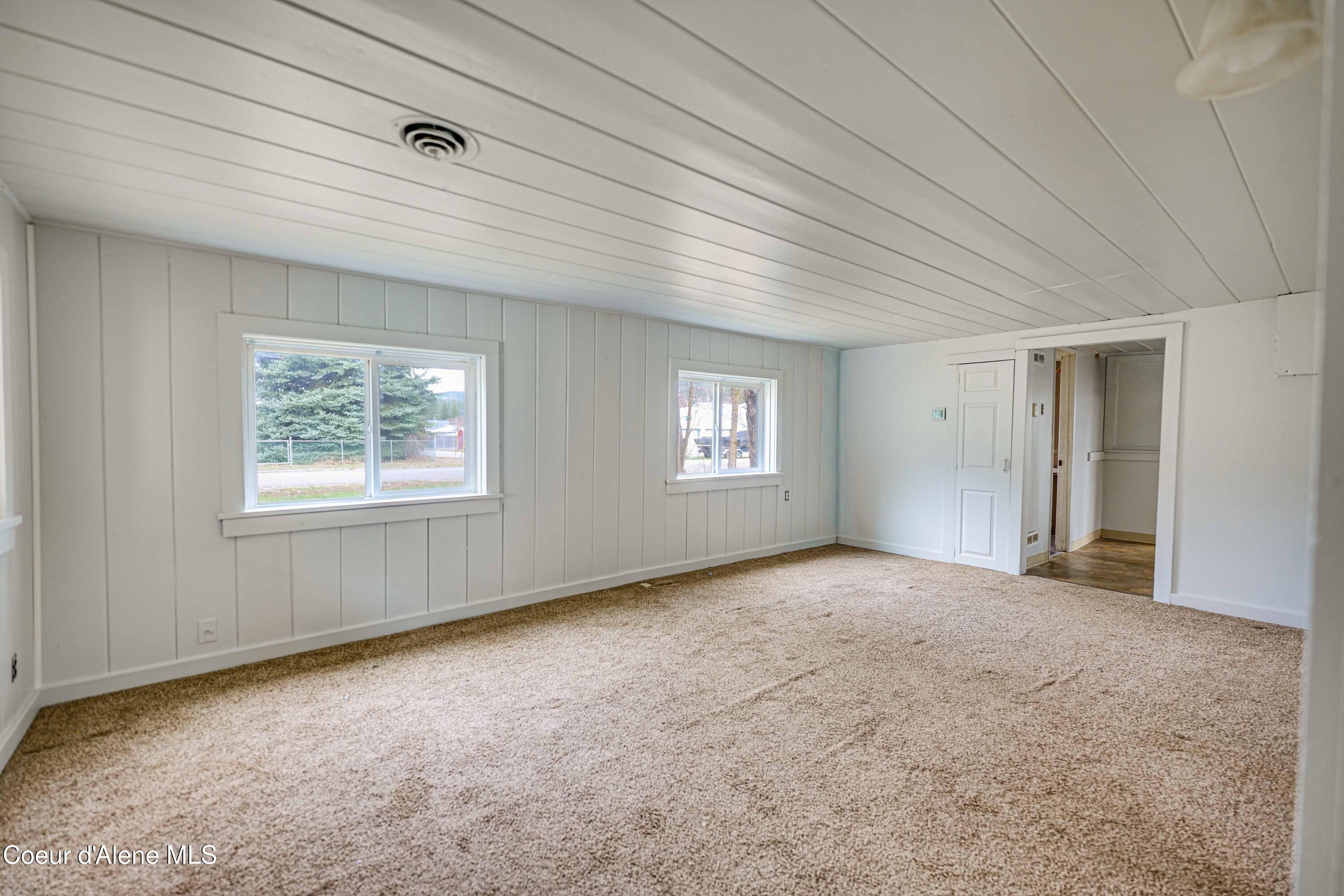 217 South 4th Street Osburn, ID 83849 - Photo 13 of 19 217 S-6